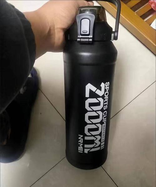 Thermal Water Bottle, Sports Bottle, Multipurpose, Bring To The Gym, Office photo review