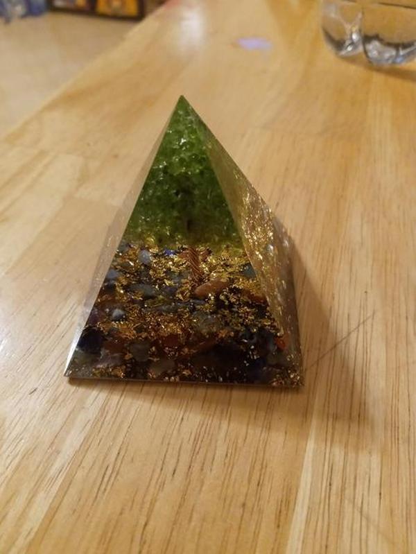 Tree Of Life Peridot With Tiger Eye Orgone Pyramid photo review