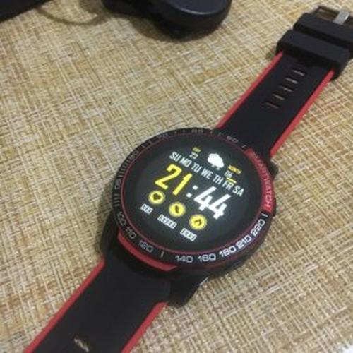 Waterproof Bluetooth smart watch phone photo review